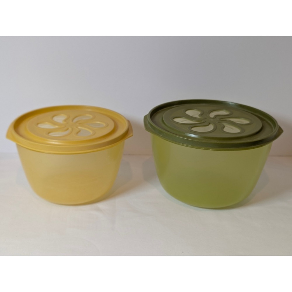 Vintage Rubbermaid Servin Saver Bowls Harvest Gold Avocado Green Daisy Lids 2pc